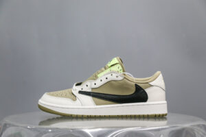 Travis Scott x Air Jordan 1 Low Golf Neutral Olive