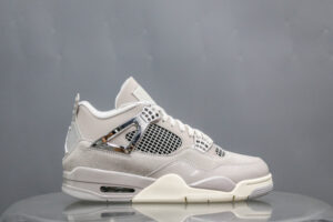 Air Jordan 4 Retro Frozen Moments