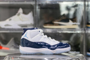 Jordan 11 Retro UNC Win Like 82
