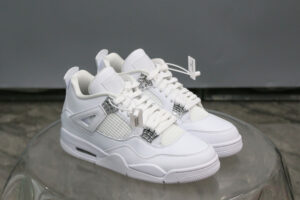 Jordan 4 Retro Pure Money