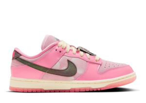 Nike Dunk Low LX Barbie