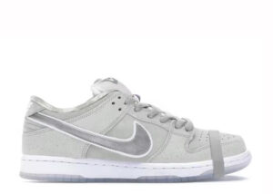 Nike Dunk Low White Lobster