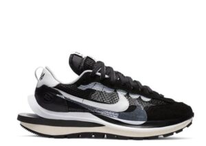 Sacai x Nike Vaporwaffle Black White