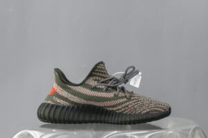 Adidas Yeezy Boost 350 V2 Carbon Beluga