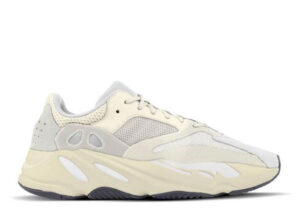 Yeezy Boost 700 Analog