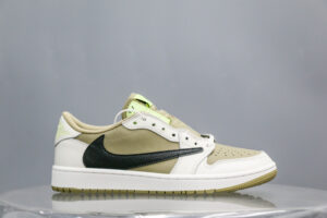 Travis Scott x Air Jordan 1 Low Golf Neutral Olive