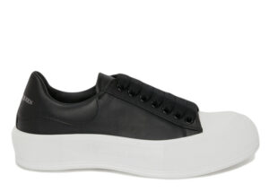 Alexande* McQuee* Deck Lace Up Plimsoll in Black