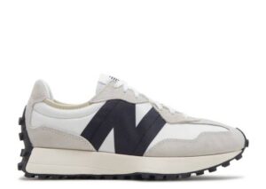 New Balance Wmns 327 Sea Salt Black