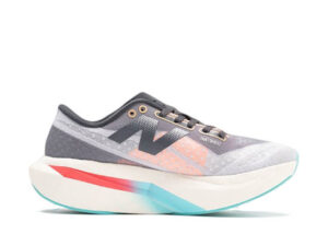 New Balance FuelCell Rebel v4 Grey / Pink / White